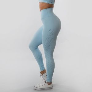 Buff Bunny Allure Leggings